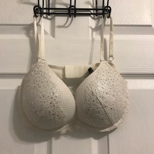 Victoria Secret Push Up Bra